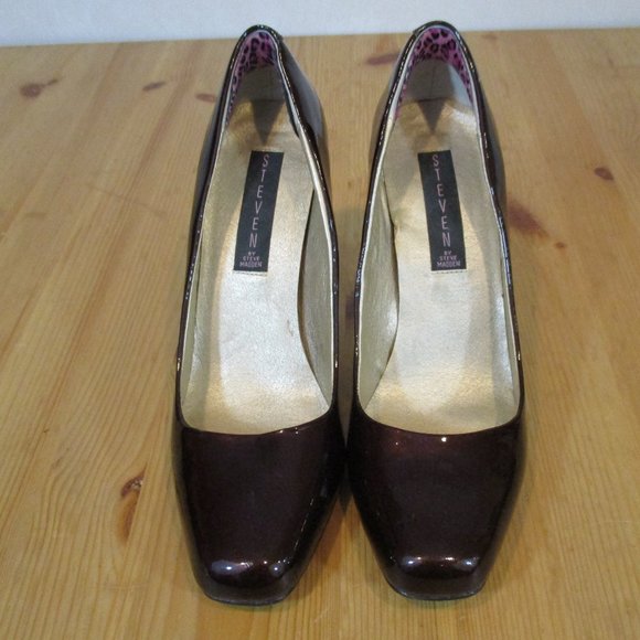 Steve Madden Bronze Pumps - Picture 1 of 3